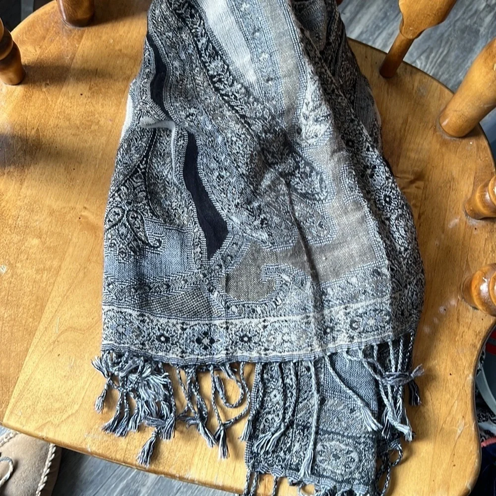 Gorgeous tassled wrap scarf